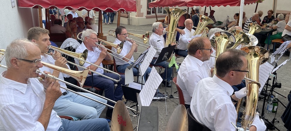 Die Stadtkapelle Heppenheim beim Heppenheimer Weinmarkt