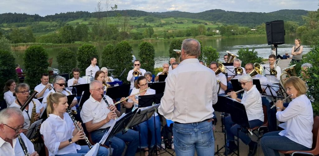 Musik am See mit der Stadtkapelle Heppenheim unter der Leitung ihres Dirigenten Wilco Grootenboer